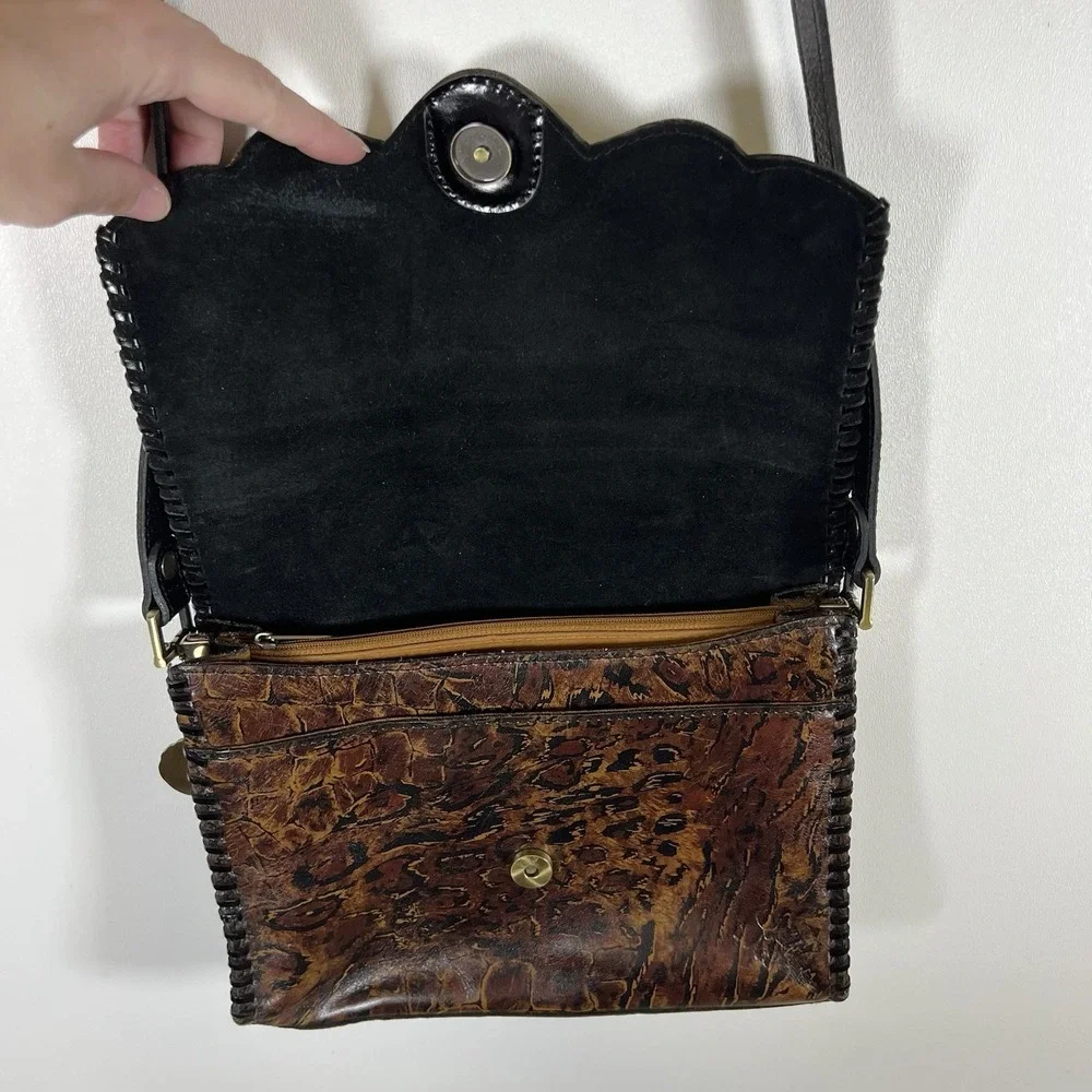 10th Anniversary Patricia Nash Consilina Floret Crossbody Animal Print handbag‎